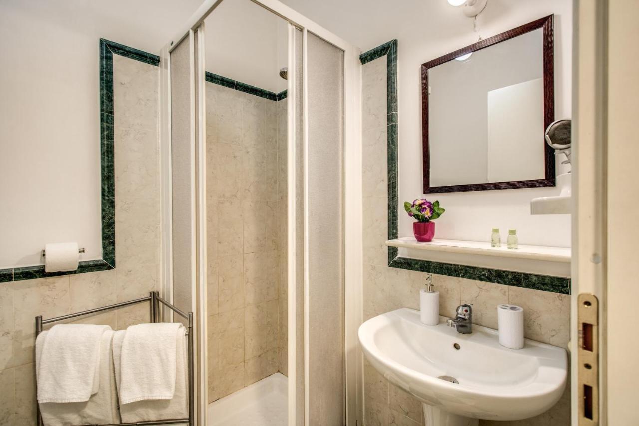 Popolo Accommodation - Lovely Central Apartment Rome Exterior photo